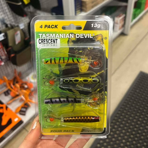 LURE 4 PACK WIGSTON 13.5G BLACK/GOLD